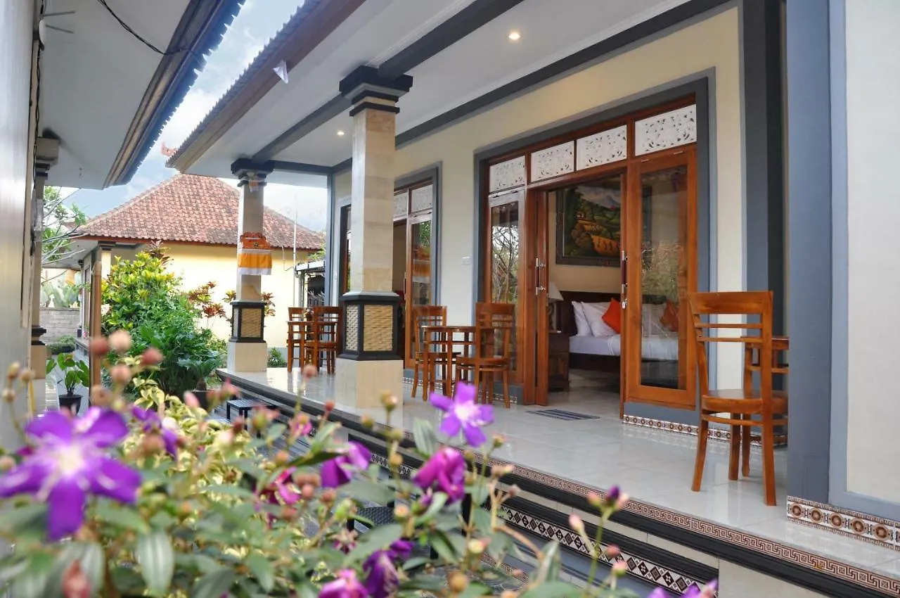 Dunung Sari Homestay أوبود