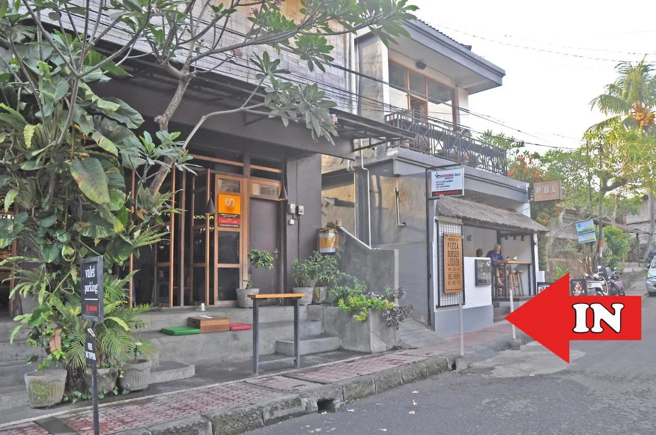 Dunung Sari Homestay أوبود