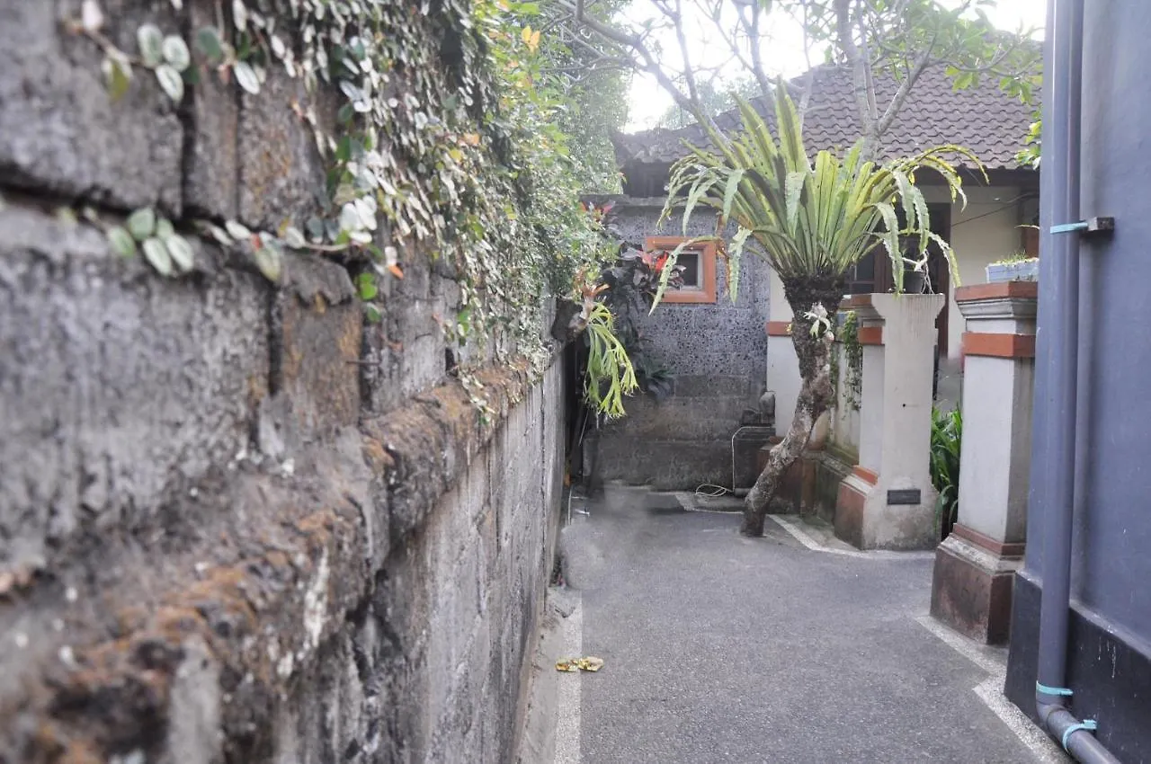 Dunung Sari Homestay أوبود